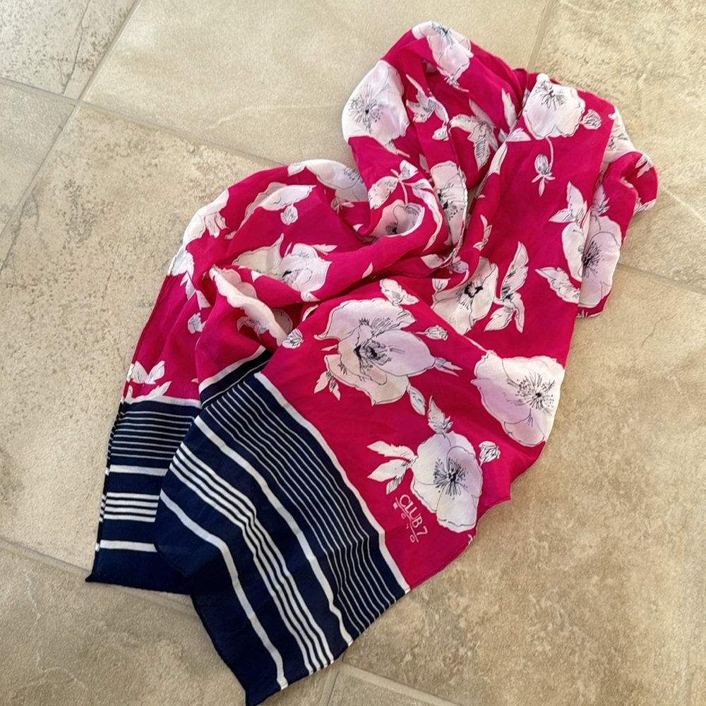 Echo Club 7 (Vintage); 100% silk